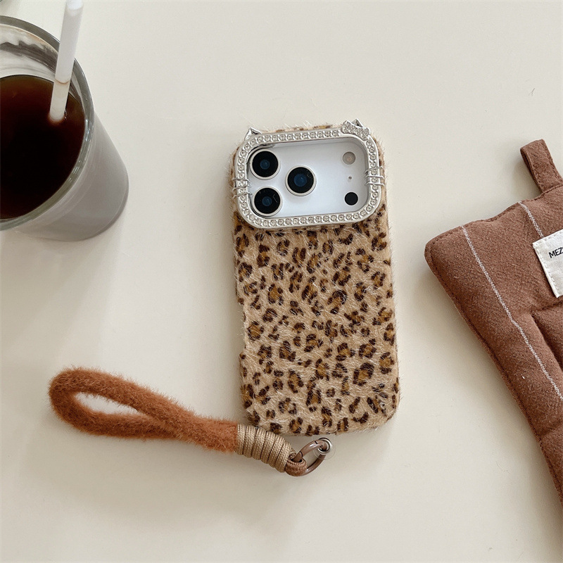 高級ダイヤモンドがちりばめられたヒョウ柄の豪華なプラッシュ携 - Phone Cases Luxury のレビューと価格